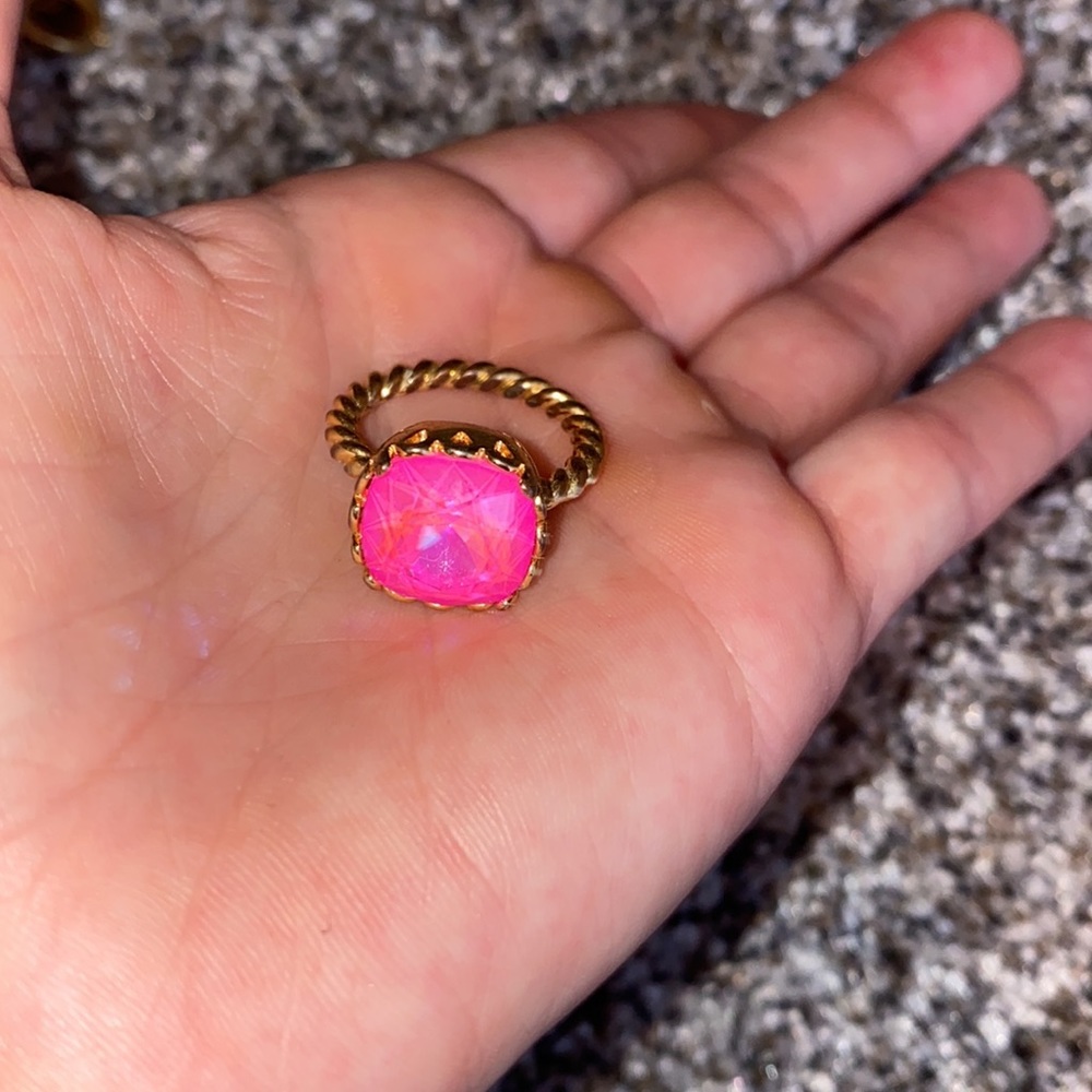 Victoria Lynn ring - Picture 2 of 2